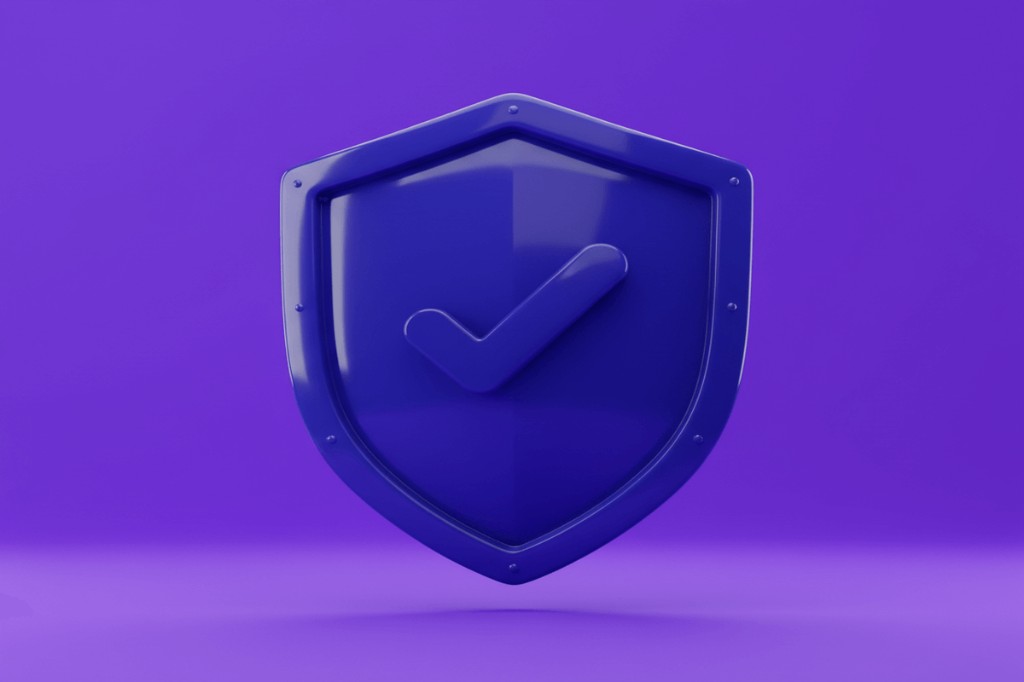7 Solutions for Managing Multiple Employee Mobile Devices Securely