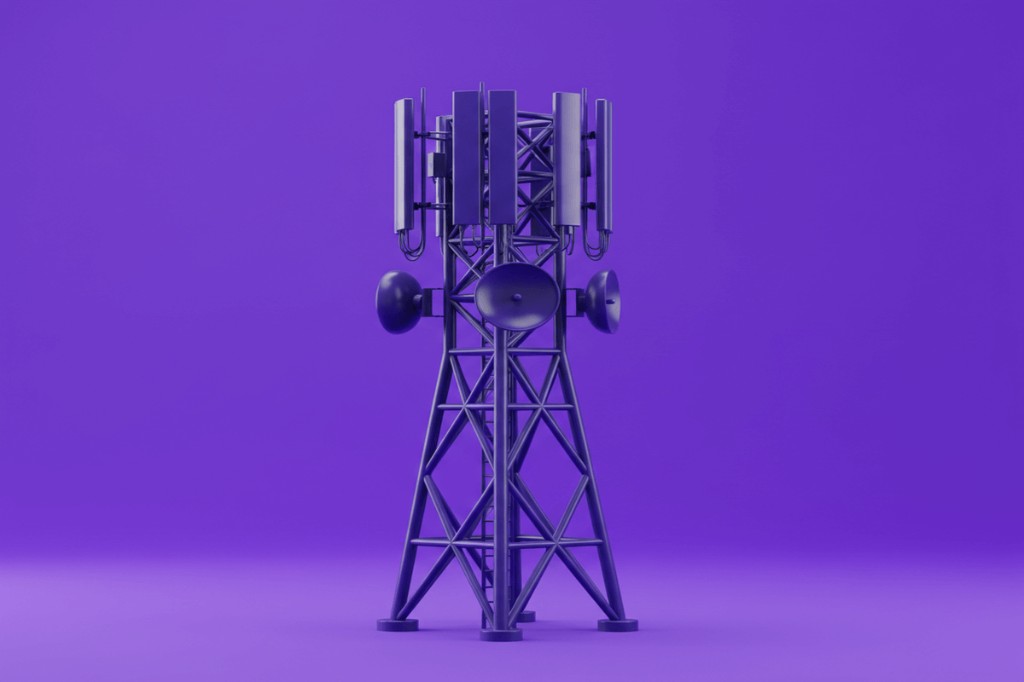 How Mobile Networks Actually Work (And What You’re Really Paying For)
